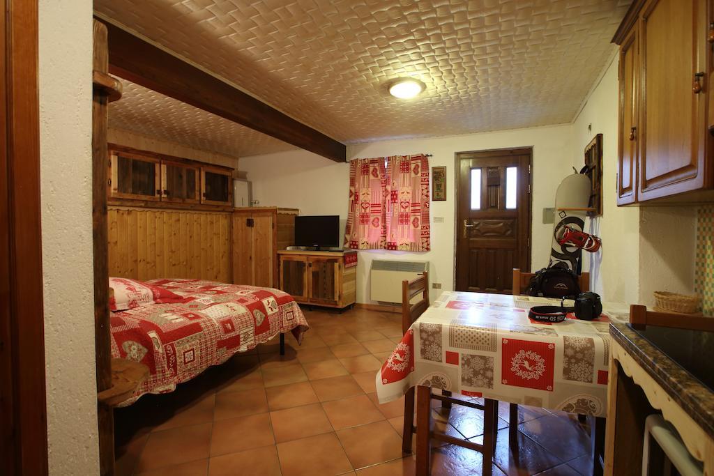 La Belette Apartment La Thuile Room photo
